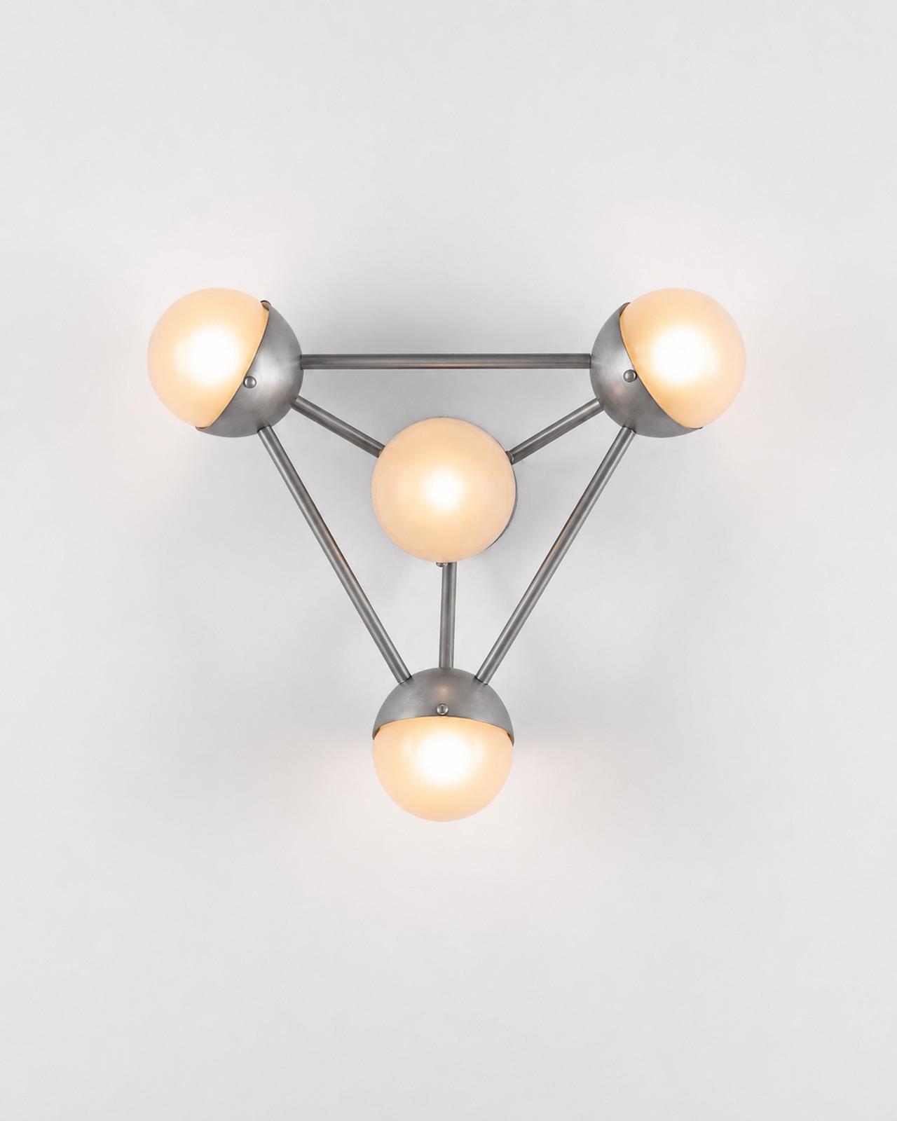 Molecule 4 – dizajnové nástenné svietidlo z mosadze, viacero vyhotovení – Obrázok 6