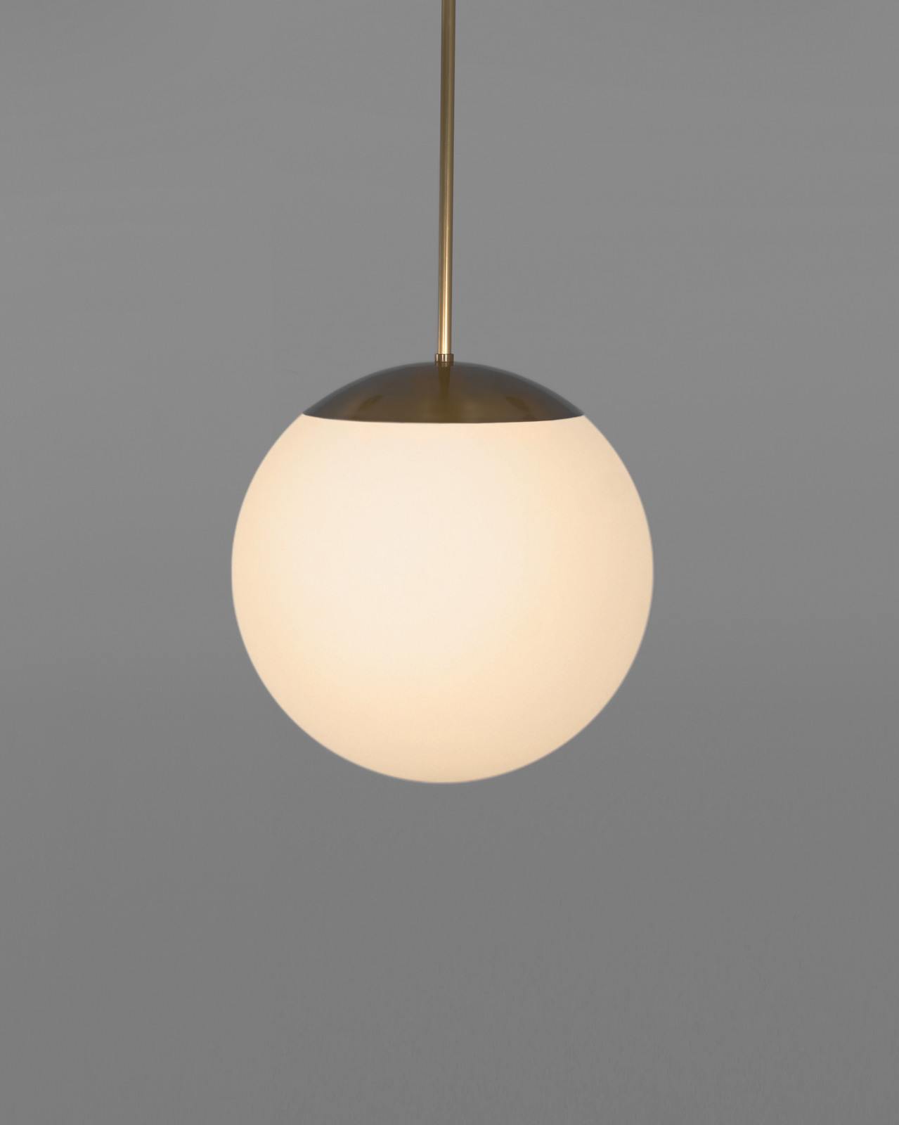 Glass Globe Opal fi 400 – dizajnové závesné svietidlo z mosadze, 5 povrchových úprav – Obrázok 9