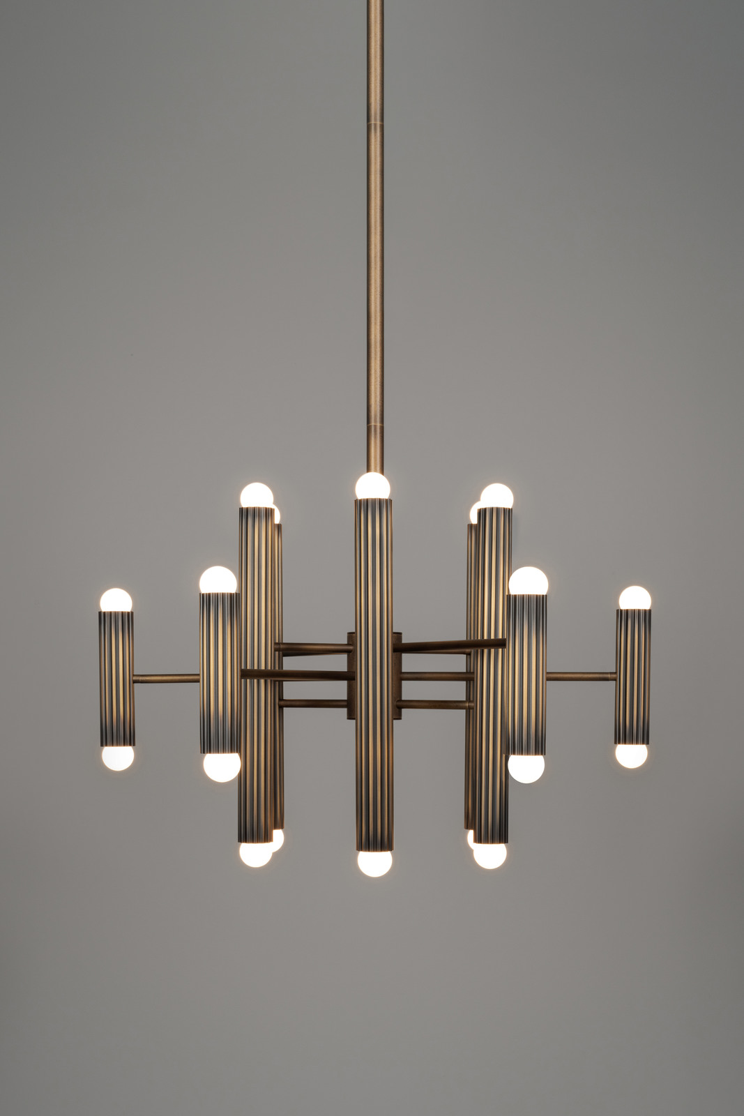 Vesta Round 24 – dizajnový luster z mosadze, 7 povrchových úprav – Obrázok 15